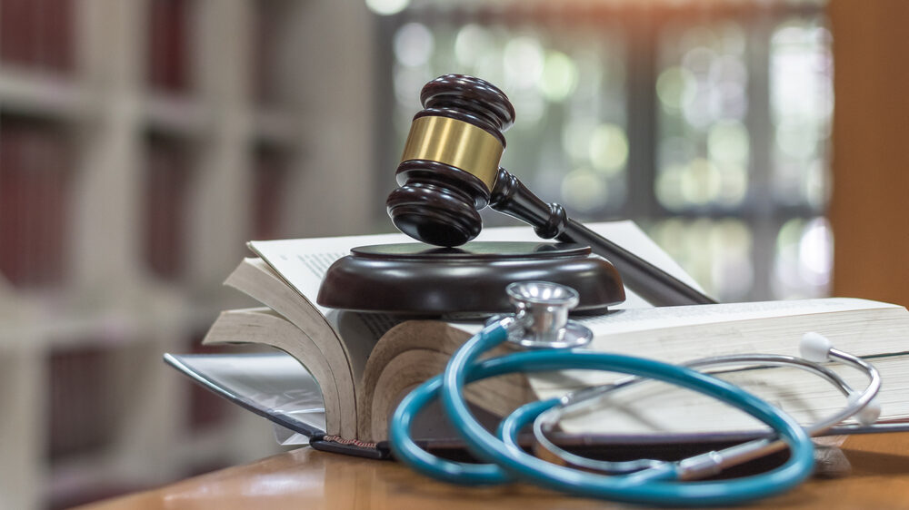 How Much Does a Medical Malpractice Lawyer Cost?