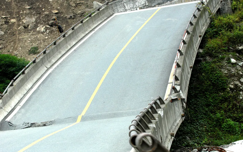 Forbes Avenue Bridge Collapse in Pittsburgh Injures 10
