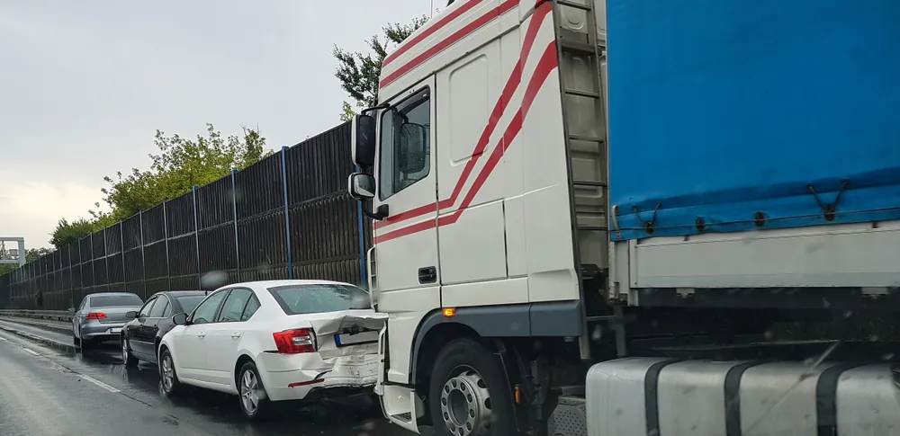11 Injured In Multi-Vehicle Collision Involving Tractor-Trailer